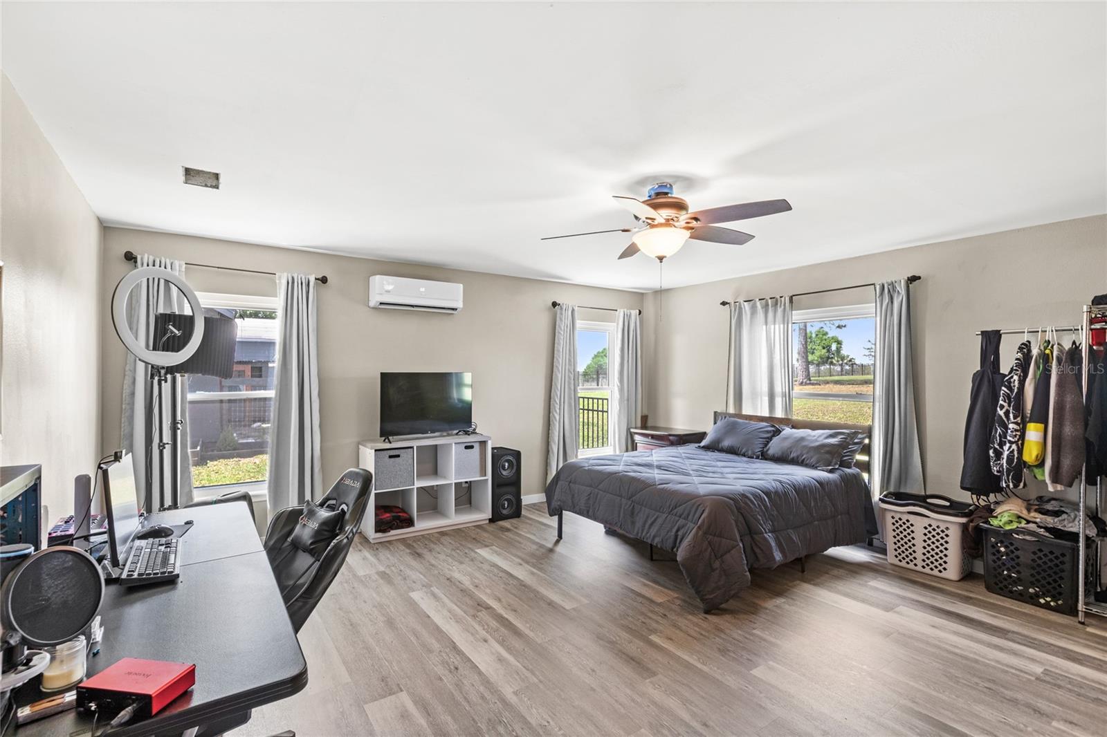 7823 BARON AVE, HOWEY IN THE HILLS, FL, 34737