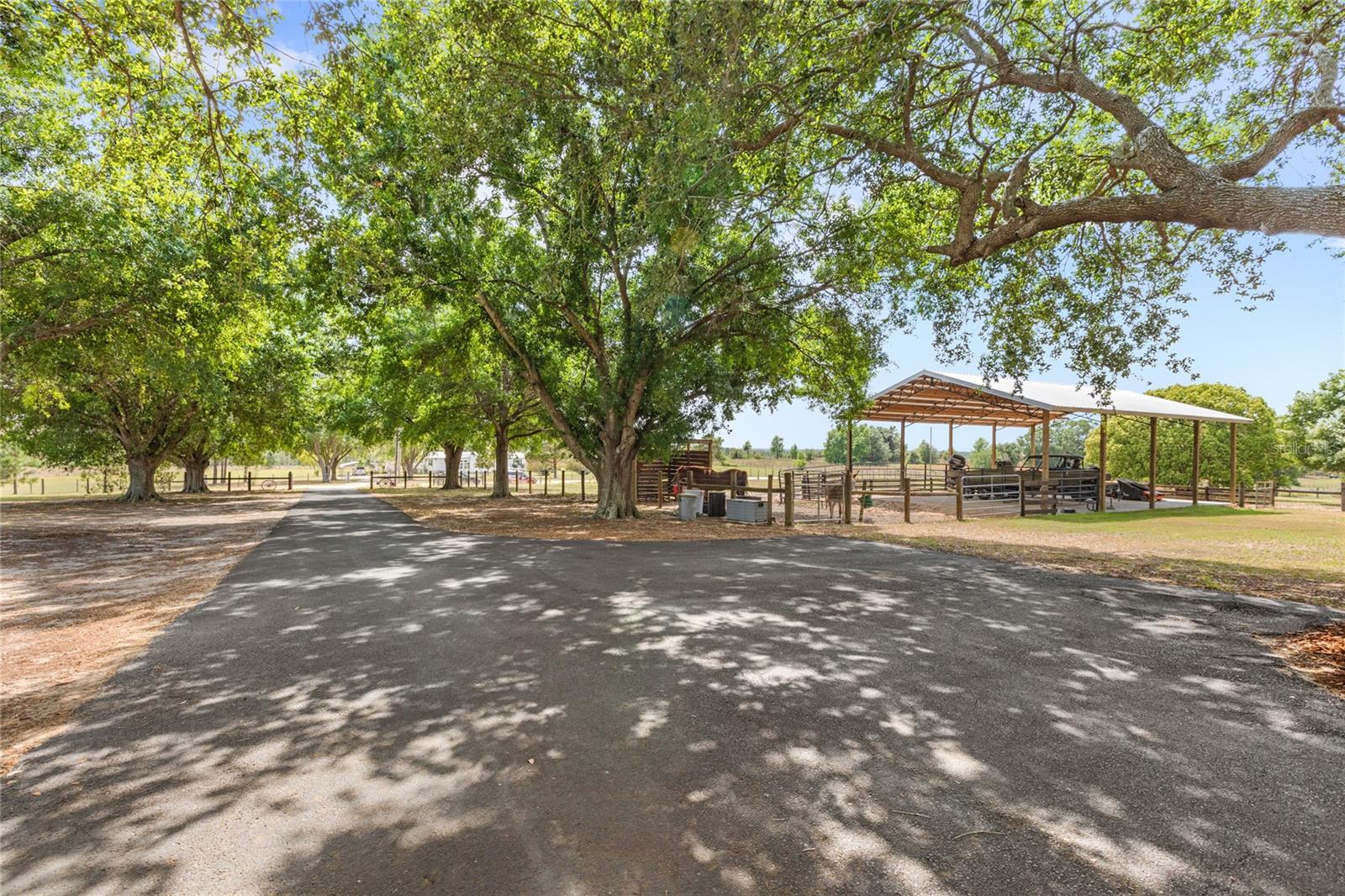 7823 BARON AVE, HOWEY IN THE HILLS, FL, 34737