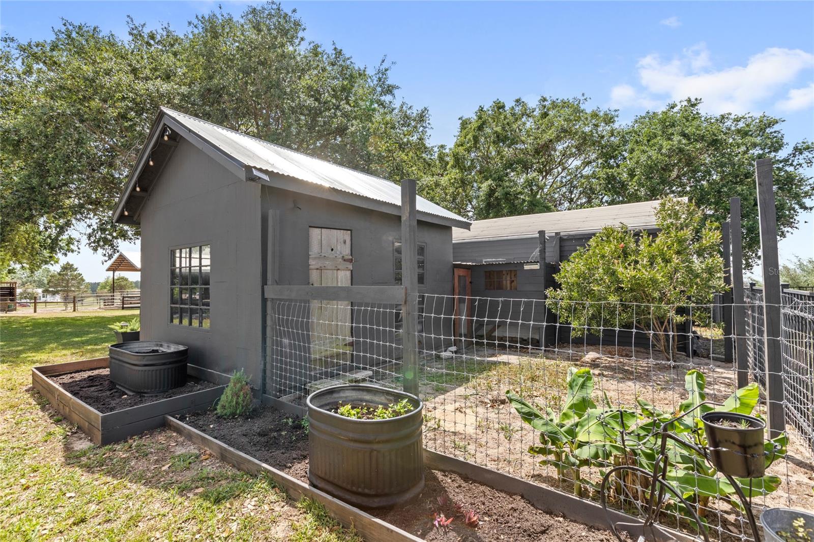 7823 BARON AVE, HOWEY IN THE HILLS, FL, 34737