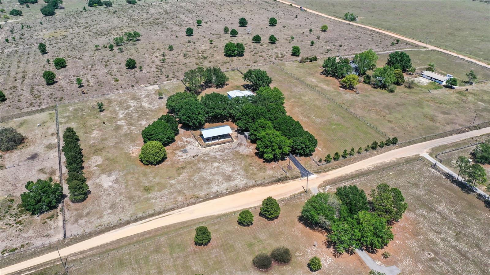 7823 BARON AVE, HOWEY IN THE HILLS, FL, 34737