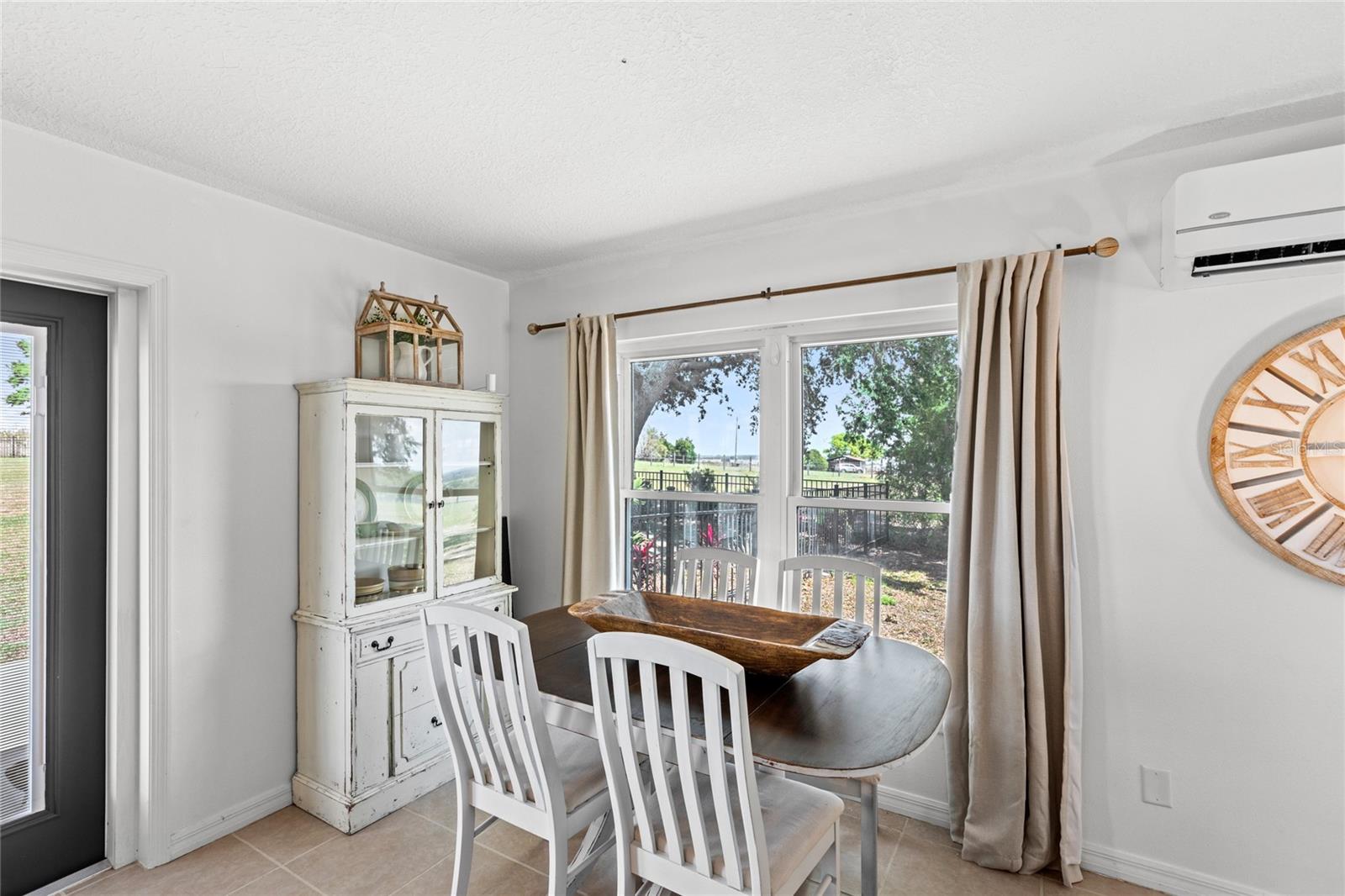 7823 BARON AVE, HOWEY IN THE HILLS, FL, 34737