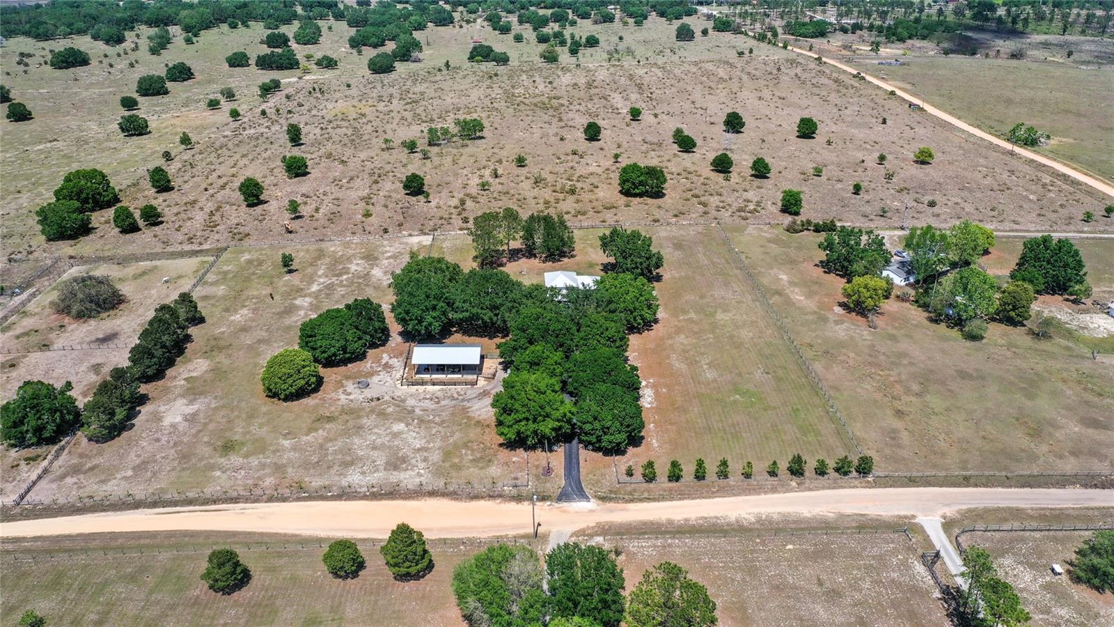 7823 BARON AVE, HOWEY IN THE HILLS, FL, 34737