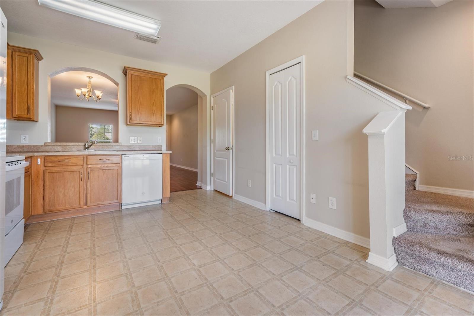 16351 SWAN VIEW CIR, ODESSA, FL, 33556