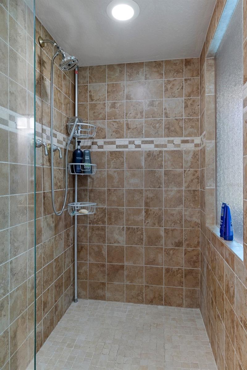6475 LAUREL OAK DR, SPRING HILL, FL, 34607