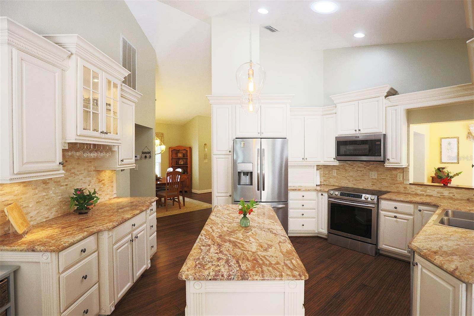 1018 DESTIN DR, LAKE WALES, FL, 33898