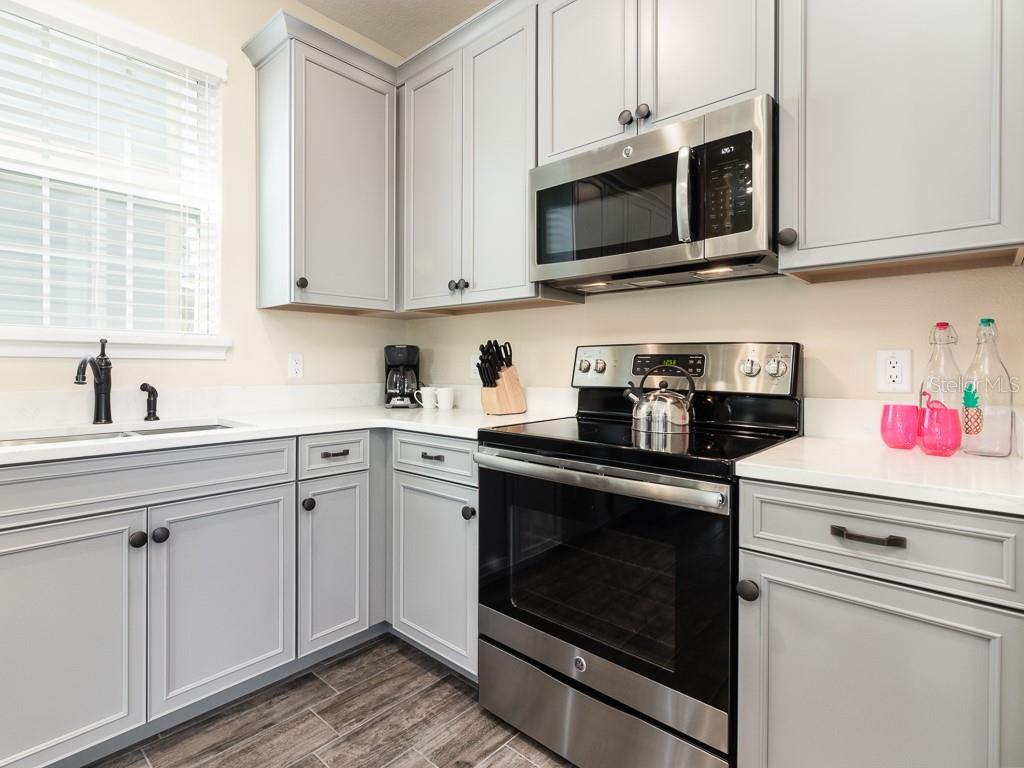 8001 SAND BAR DR, KISSIMMEE, FL, 34747