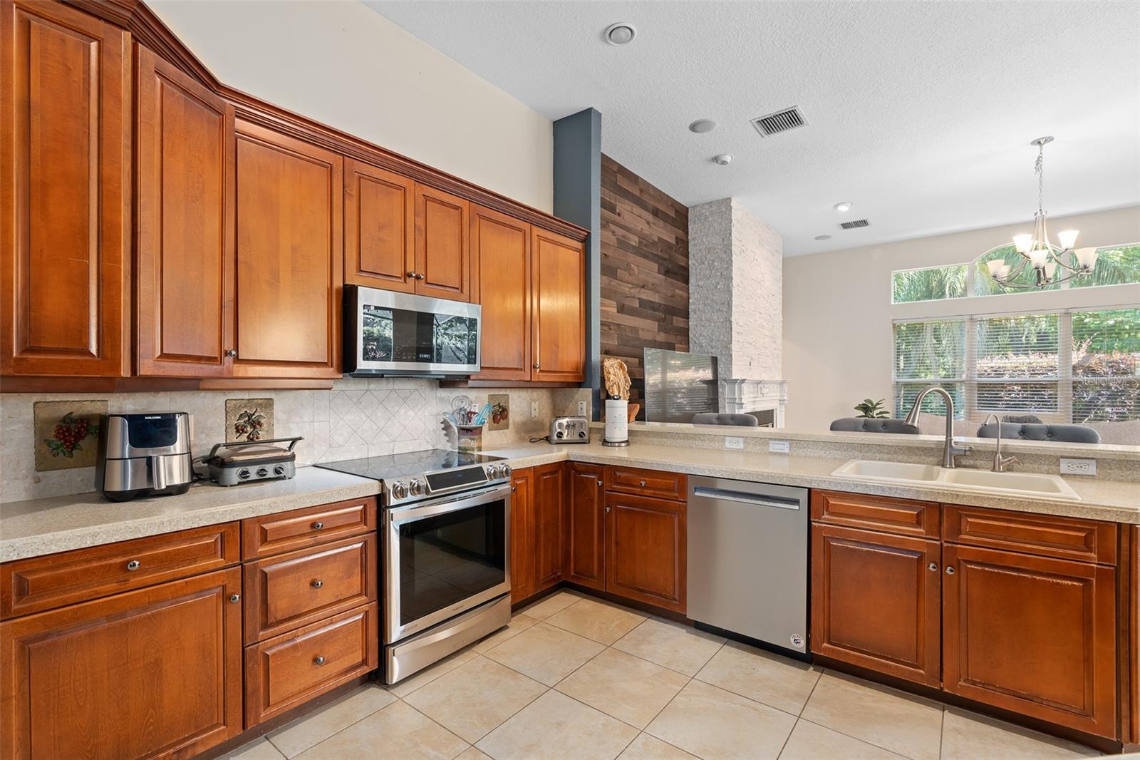 1125 E TUSKAWILLA PT, WINTER SPRINGS, FL, 32708