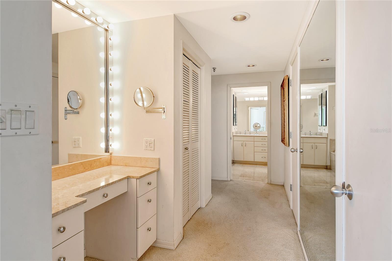 1211 GULF OF MEXICO DR #704, LONGBOAT KEY, FL, 34228