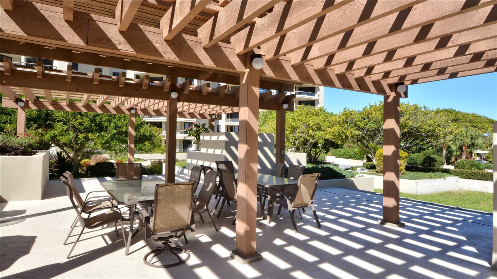 1211 GULF OF MEXICO DR #704, LONGBOAT KEY, FL, 34228