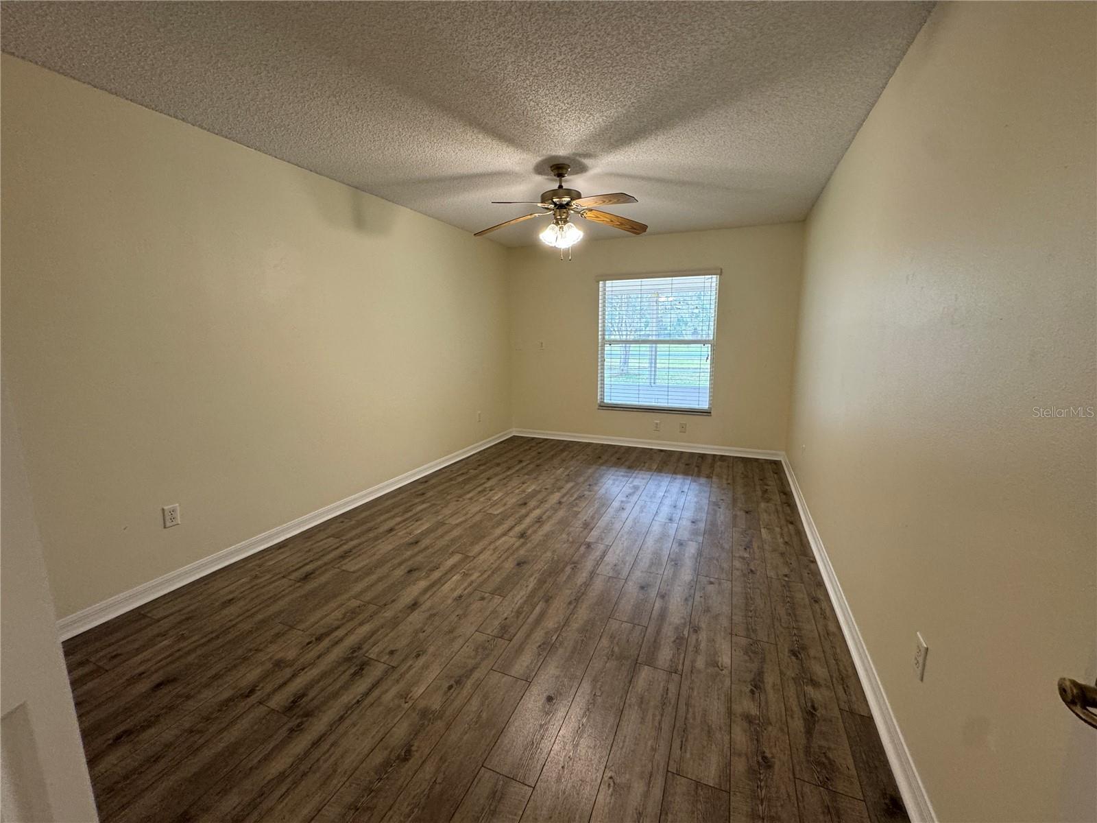 1105 SAN ANTONIO LN, LADY LAKE, FL, 32159