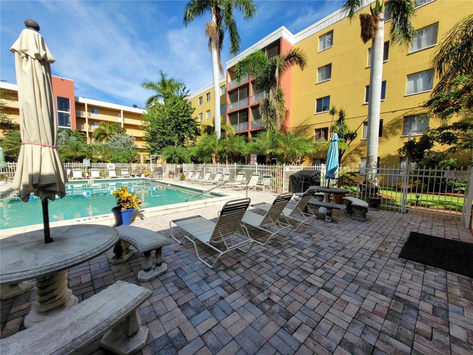 2366 E MALL DR #208, FORT MYERS, FL, 33901