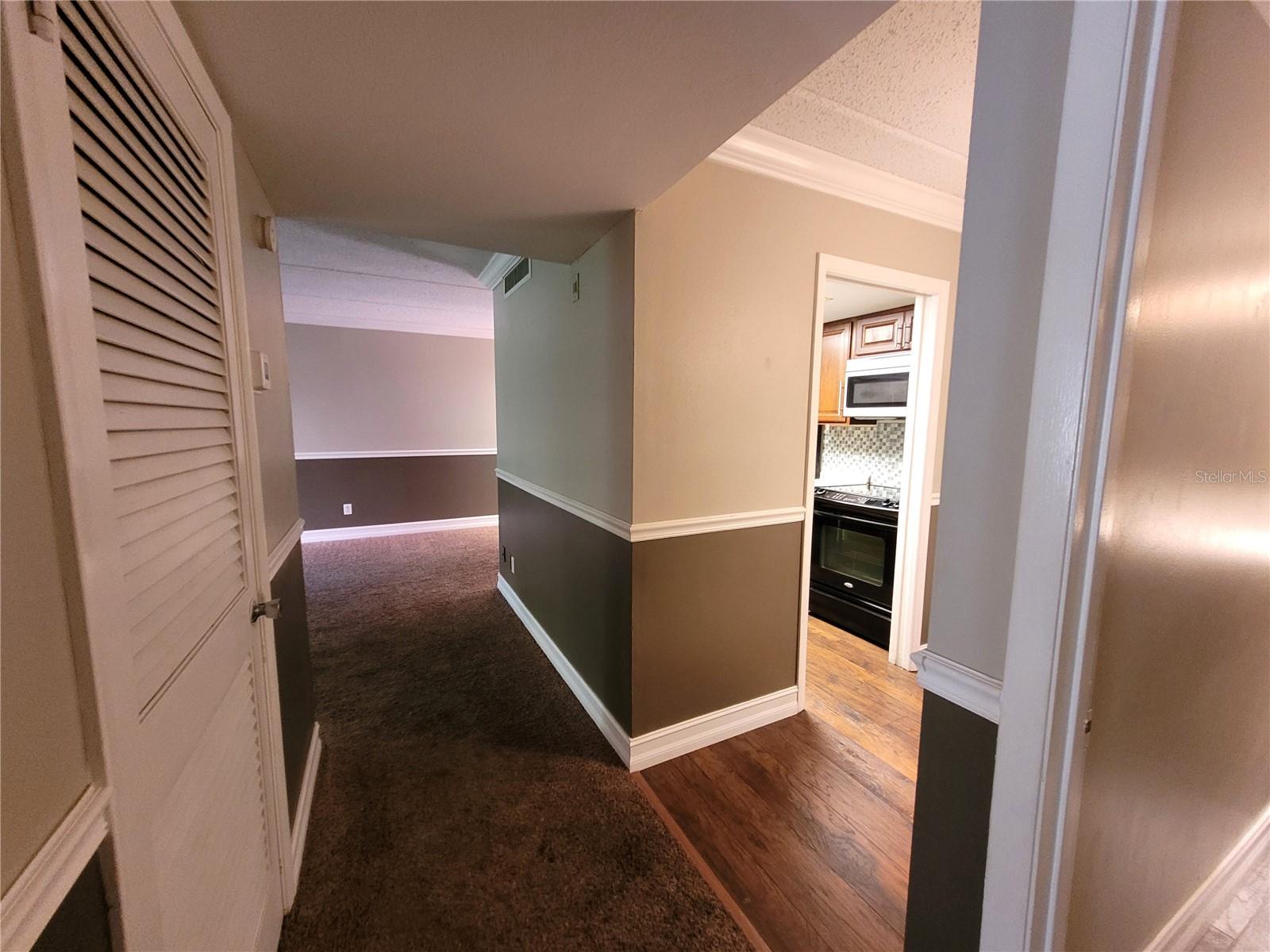 2366 E MALL DR #208, FORT MYERS, FL, 33901