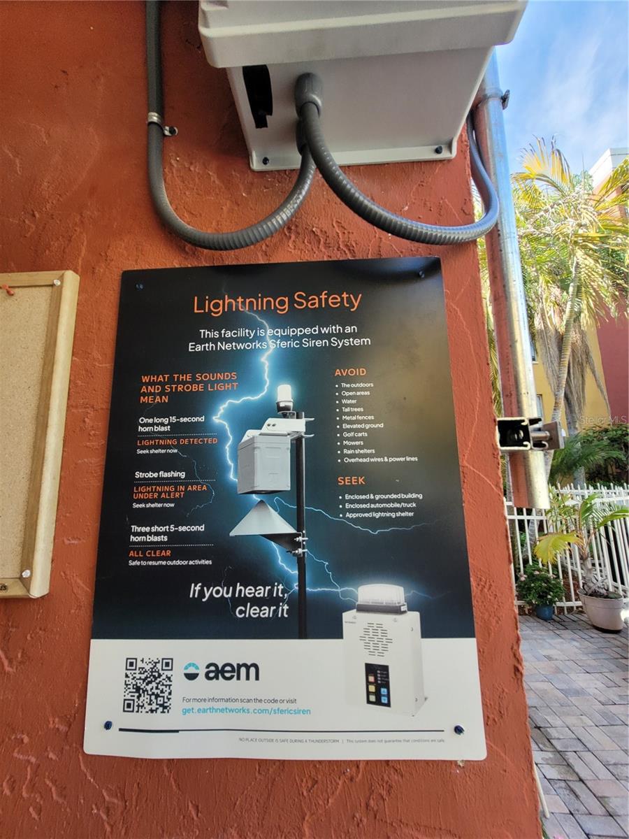 2366 E MALL DR #208, FORT MYERS, FL, 33901