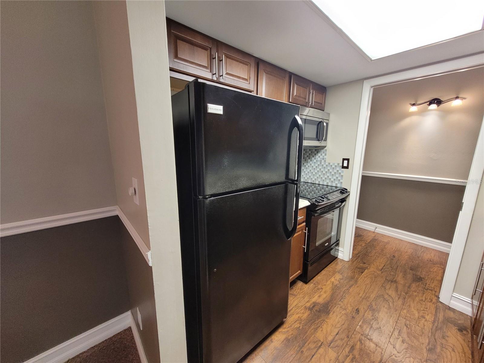 2366 E MALL DR #208, FORT MYERS, FL, 33901