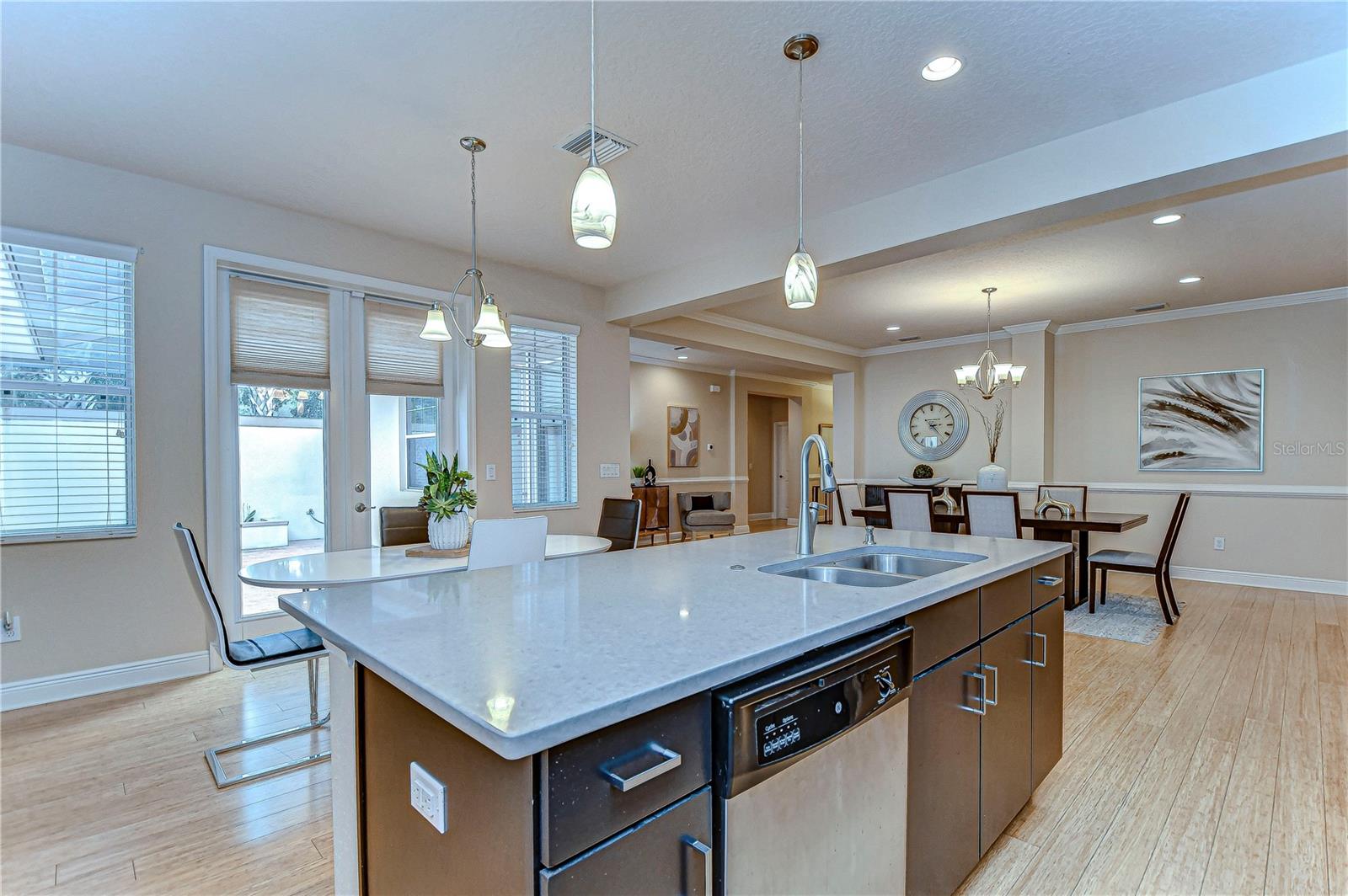 6801 LOCKINGTON CT, TAMPA, FL, 33625