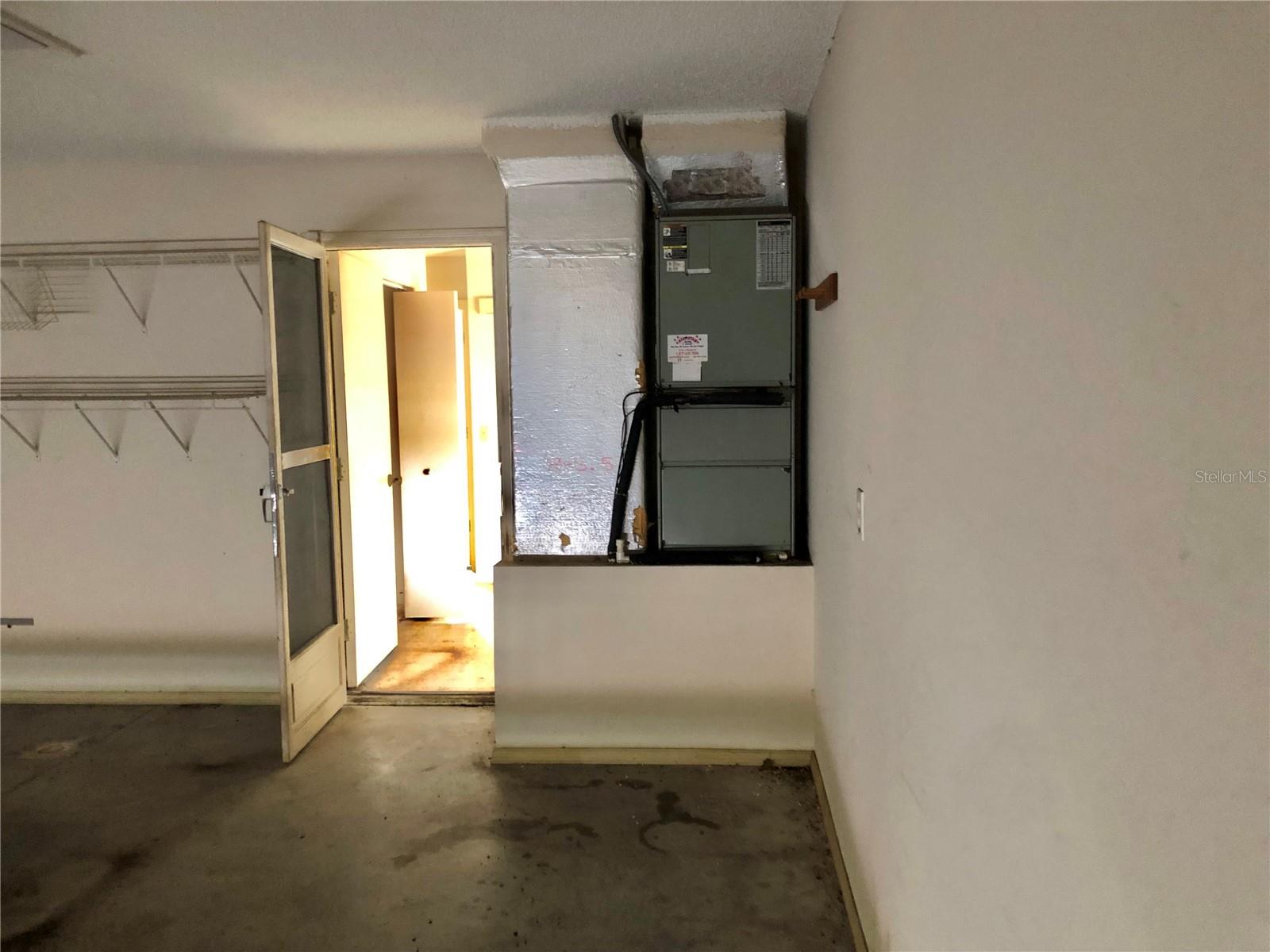 307 SANTA CLARA CIR, LADY LAKE, FL, 32159