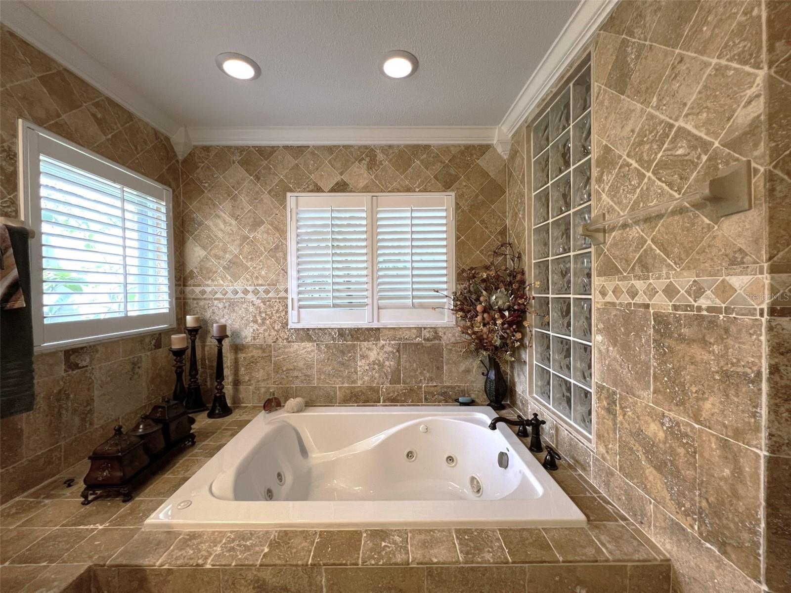 6805 MONET CIR, TEMPLE TERRACE, FL, 33617