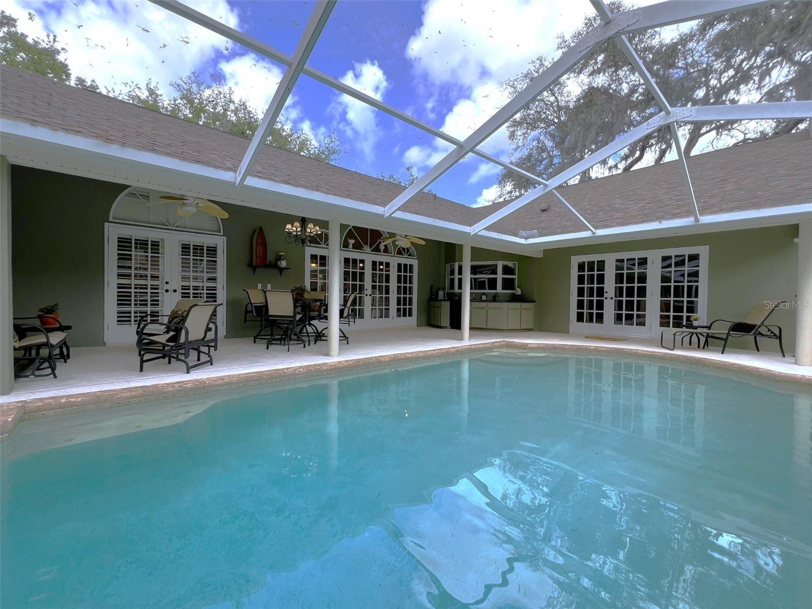 6805 MONET CIR, TEMPLE TERRACE, FL, 33617