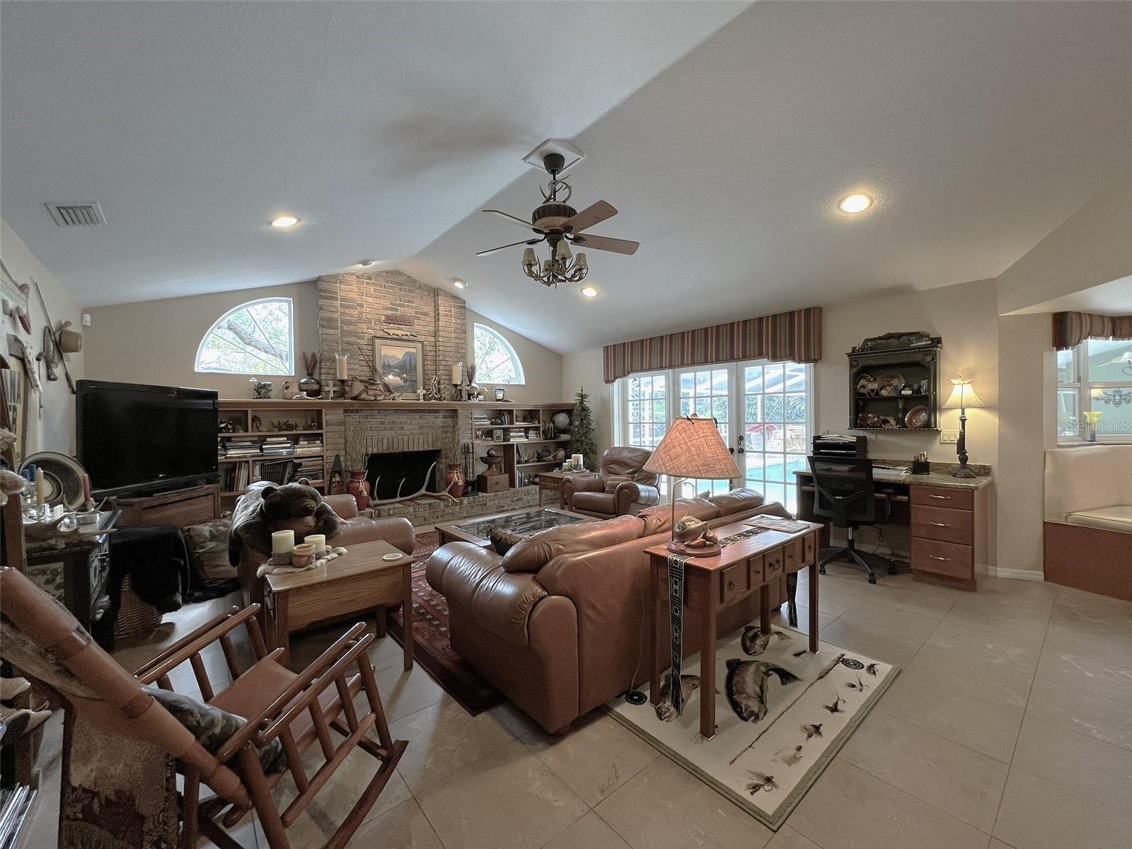 6805 MONET CIR, TEMPLE TERRACE, FL, 33617