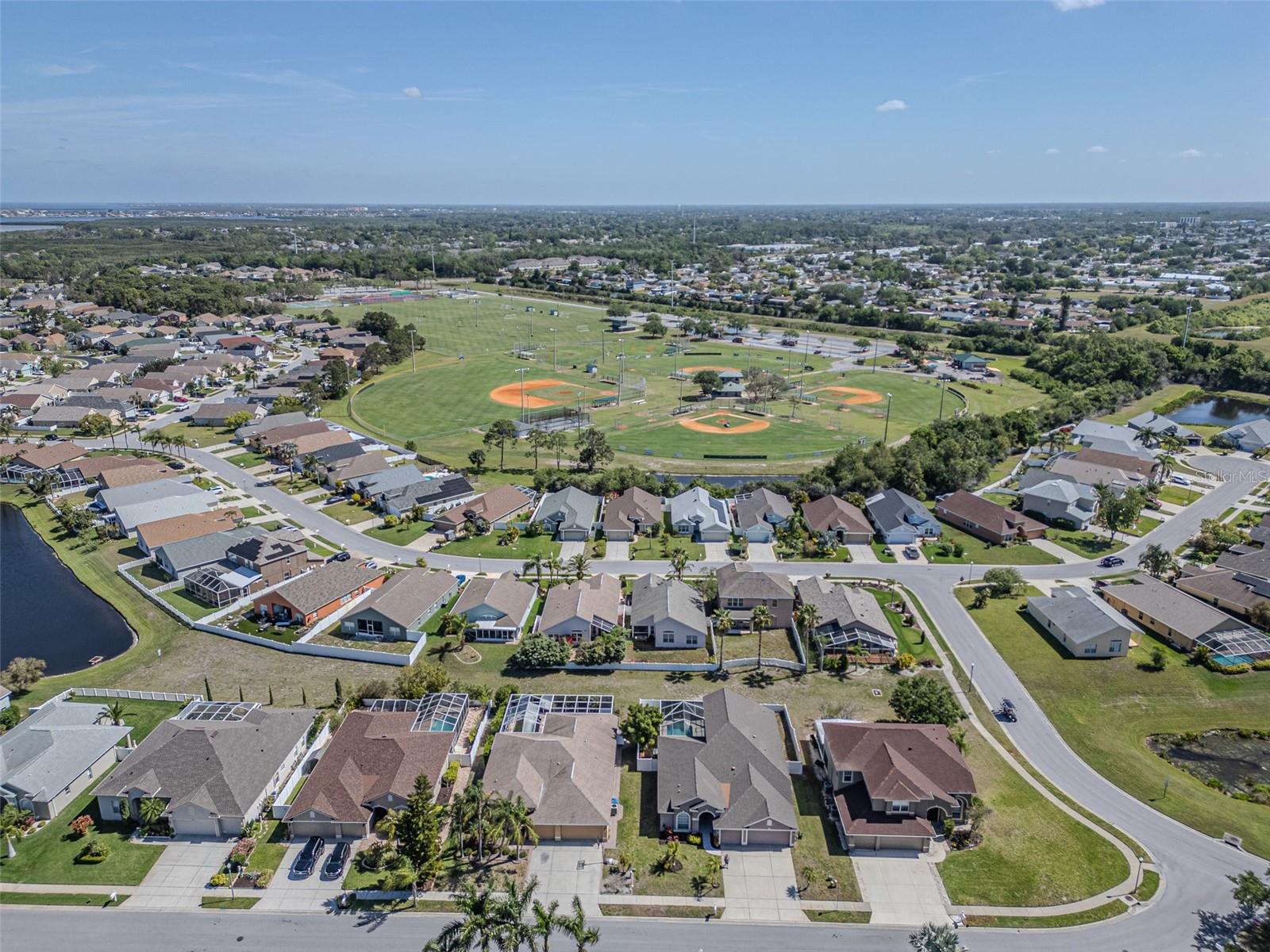 2310 WOOD POINTE DR, HOLIDAY, FL, 34691