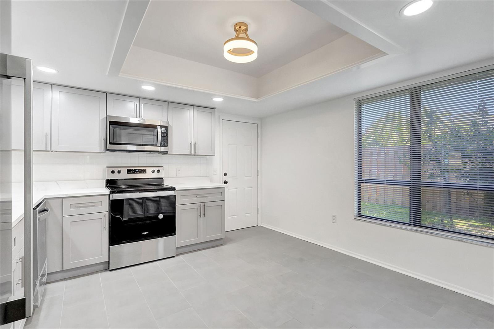 107 PARKSIDE COLONY DR, TARPON SPRINGS, FL, 34689