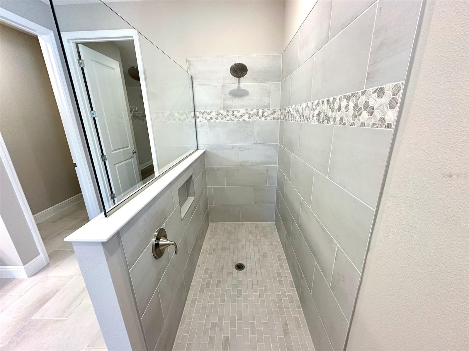 2122 DIVOT DR, DAYTONA BEACH, FL, 32124