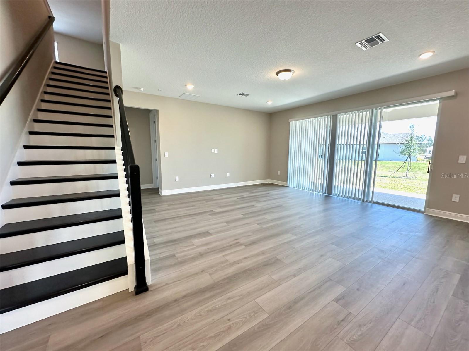 2122 DIVOT DR, DAYTONA BEACH, FL, 32124