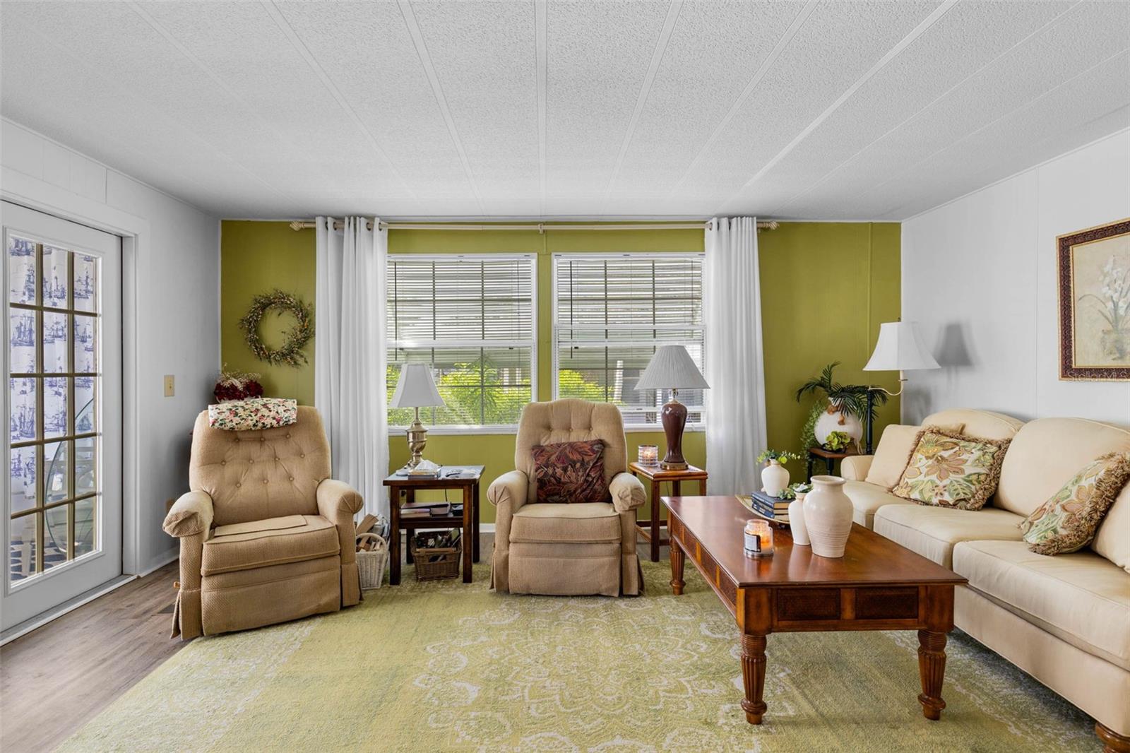 8 COCOS PLUMOSA DR #A, EUSTIS, FL, 32726