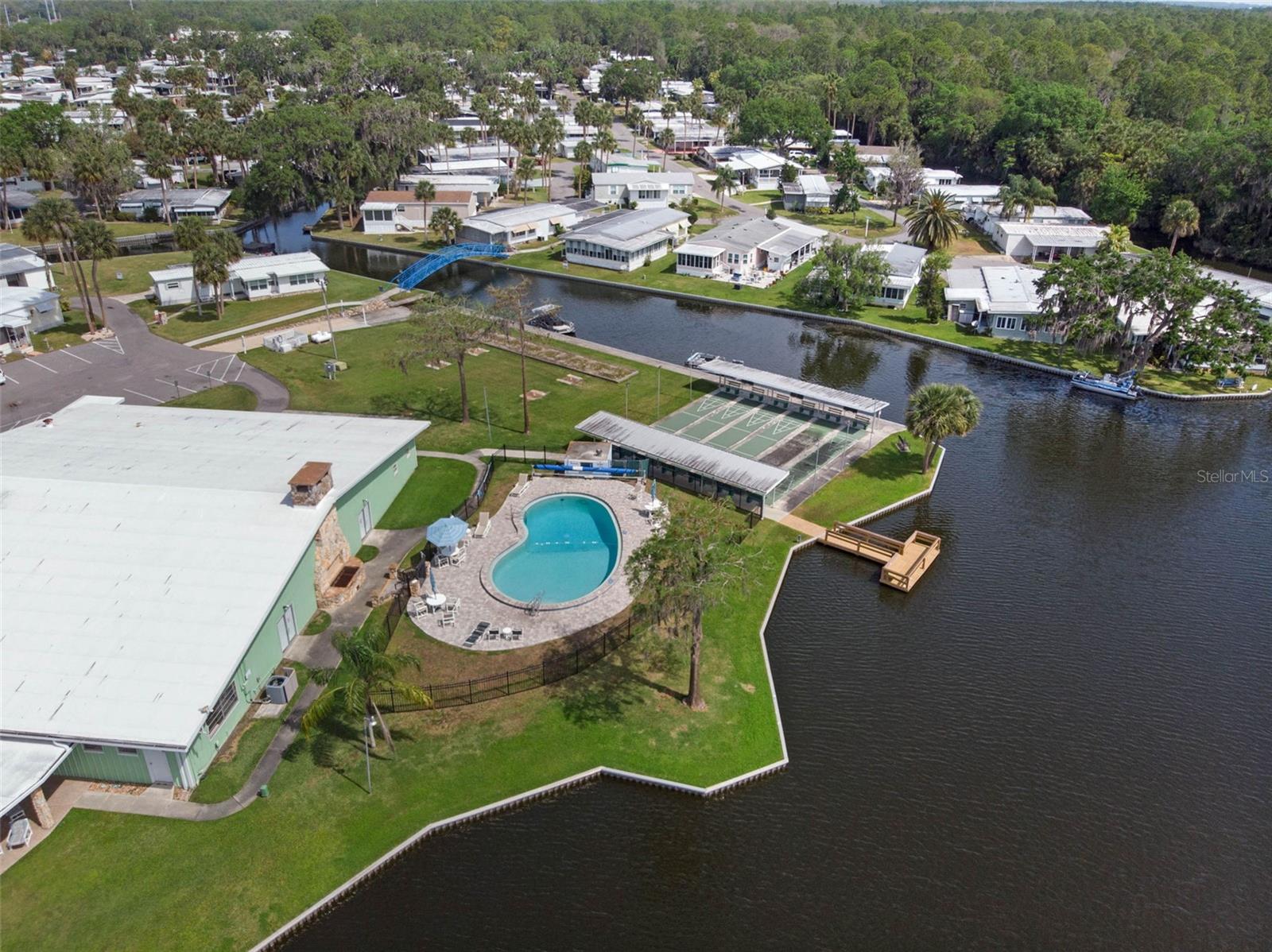 8 COCOS PLUMOSA DR #A, EUSTIS, FL, 32726