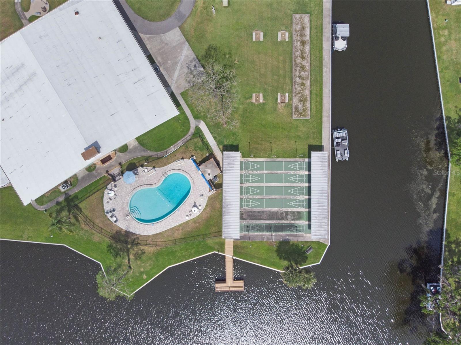 8 COCOS PLUMOSA DR #A, EUSTIS, FL, 32726