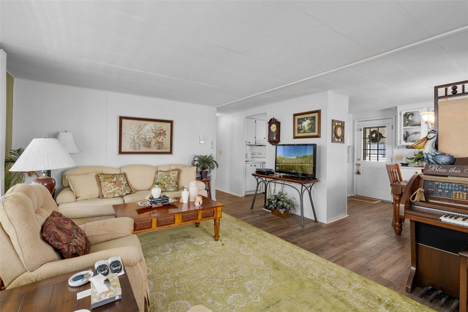 8 COCOS PLUMOSA DR #A, EUSTIS, FL, 32726