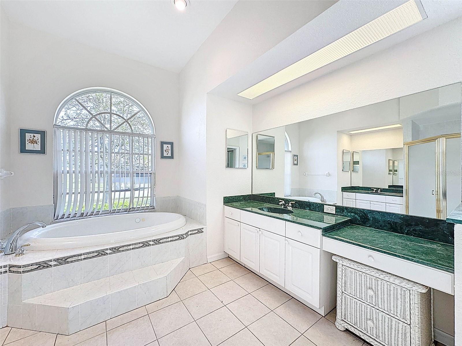 8606 CORAL CREEK LOOP, HUDSON, FL, 34667