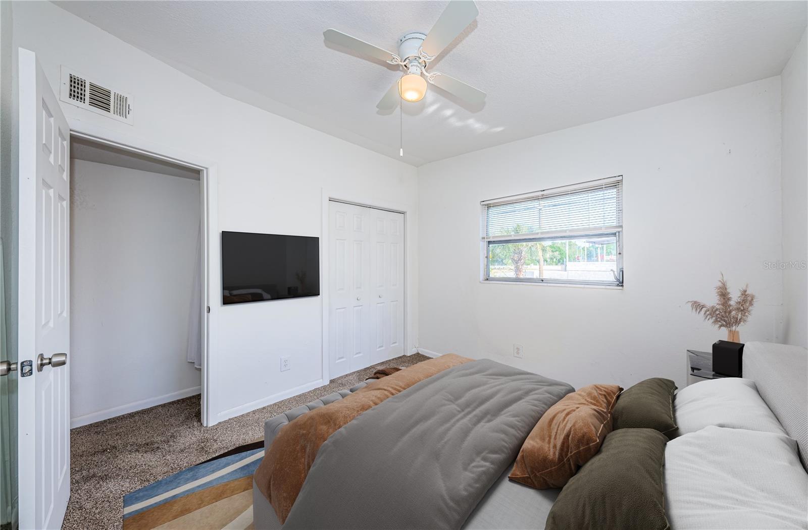 7051 DARTMOUTH AVE N, ST PETERSBURG, FL, 33710