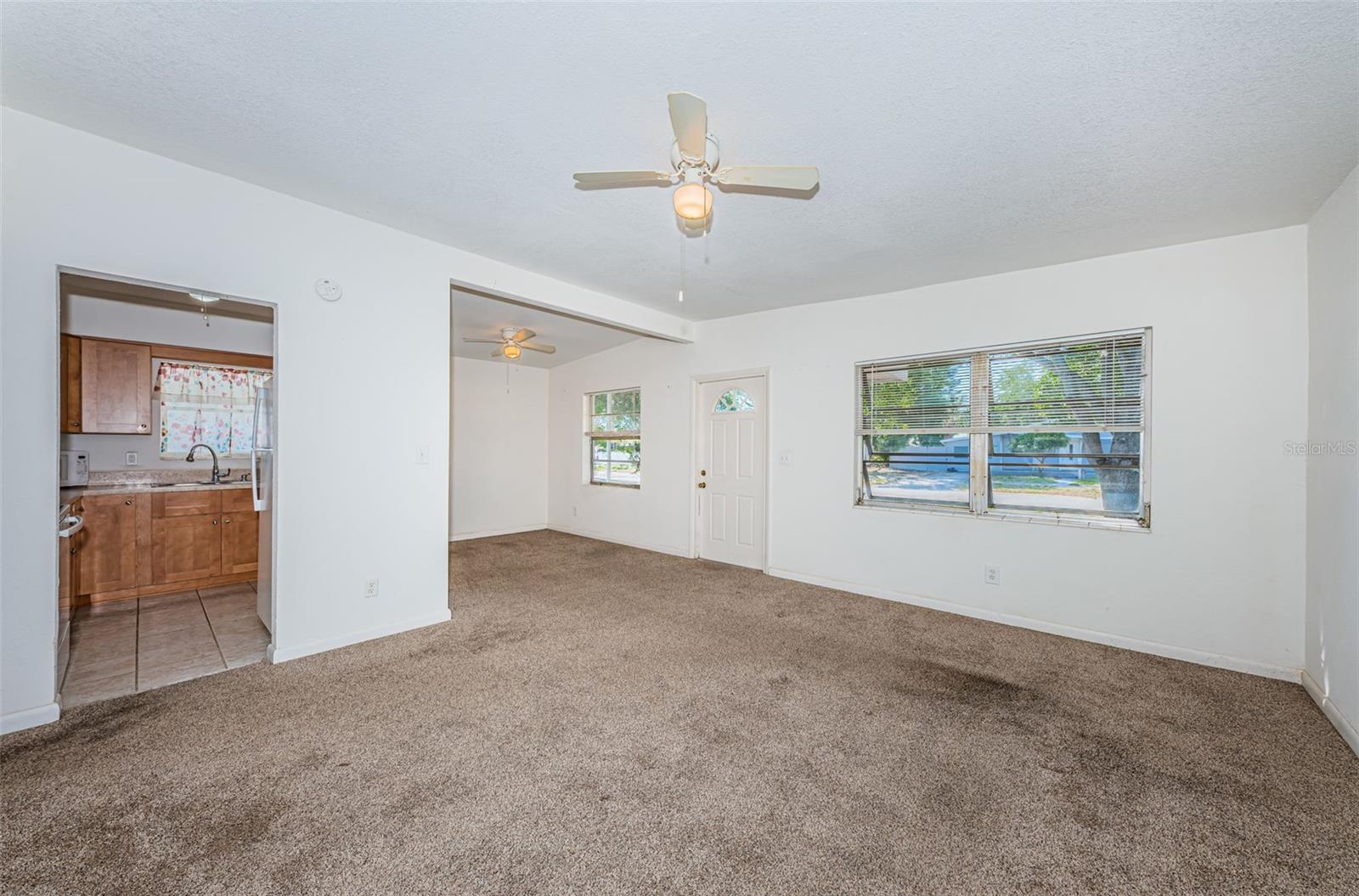 7051 DARTMOUTH AVE N, ST PETERSBURG, FL, 33710