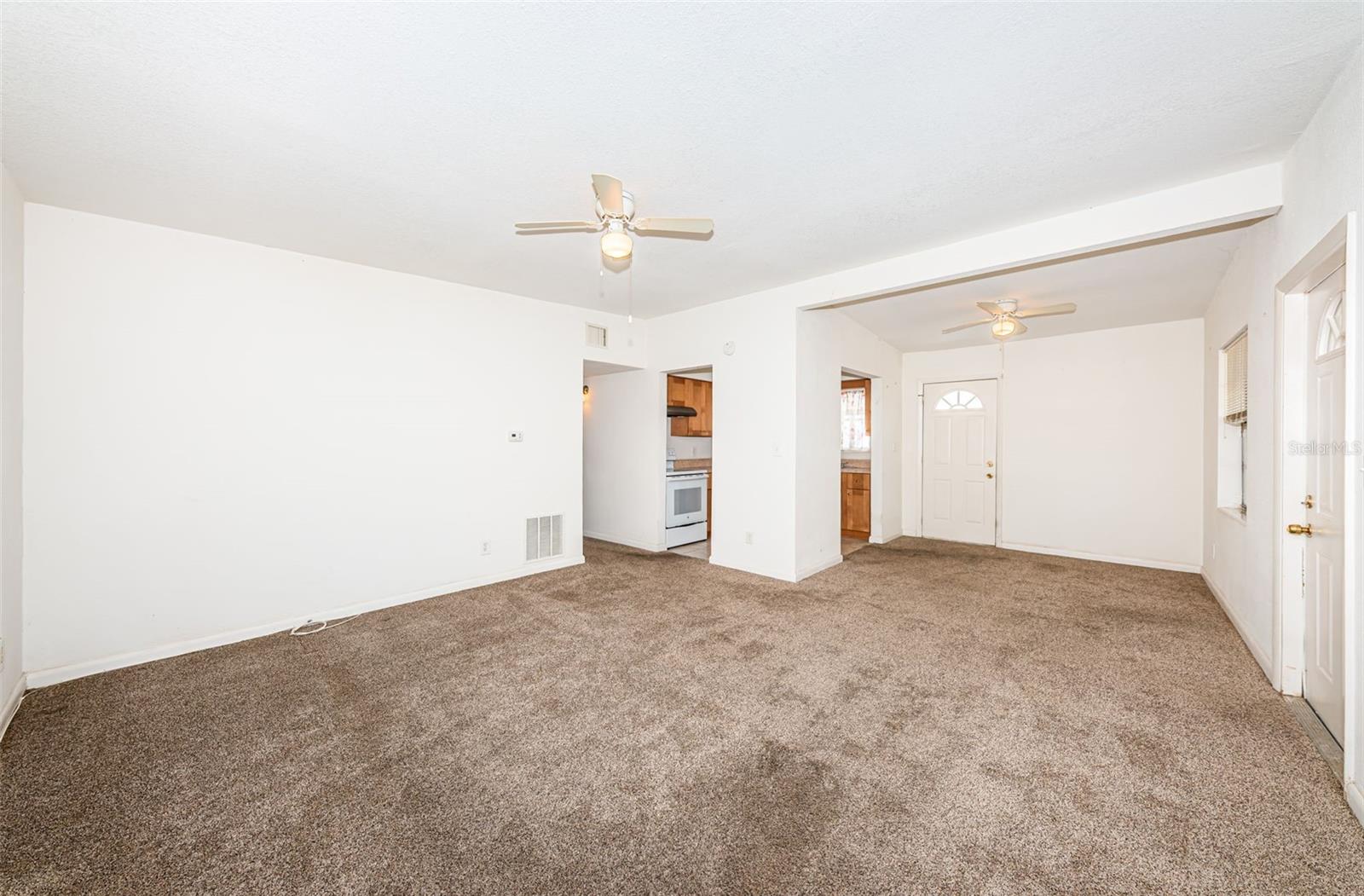 7051 DARTMOUTH AVE N, ST PETERSBURG, FL, 33710