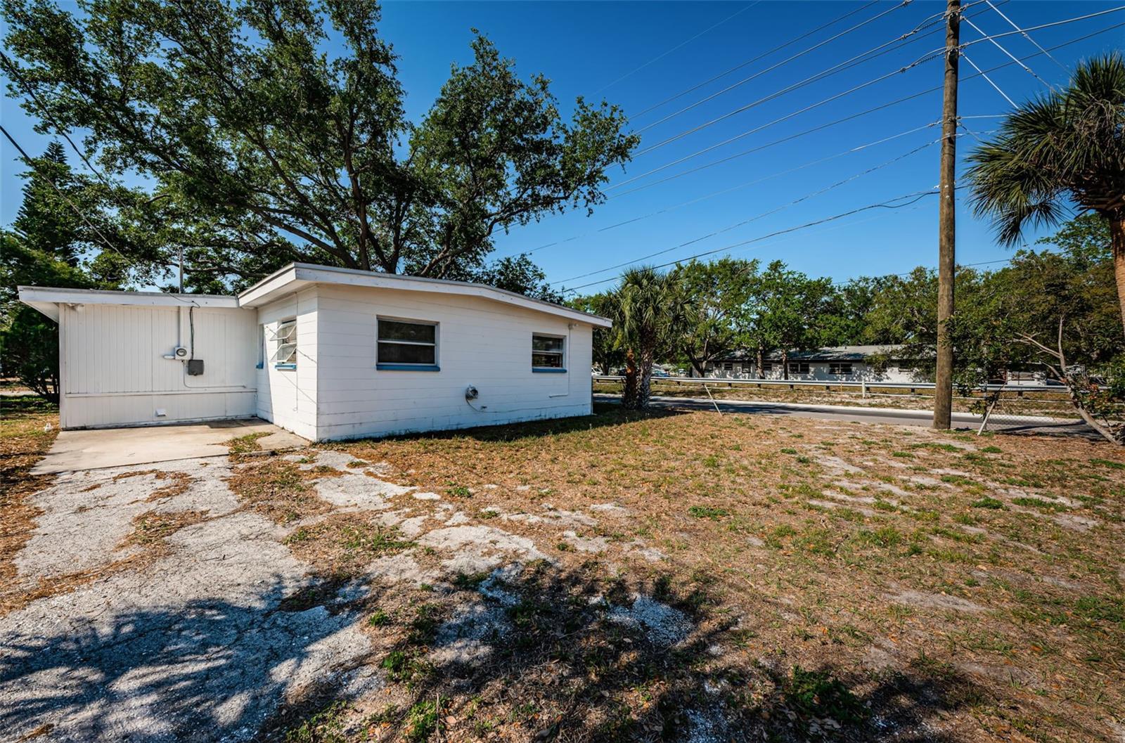 7051 DARTMOUTH AVE N, ST PETERSBURG, FL, 33710