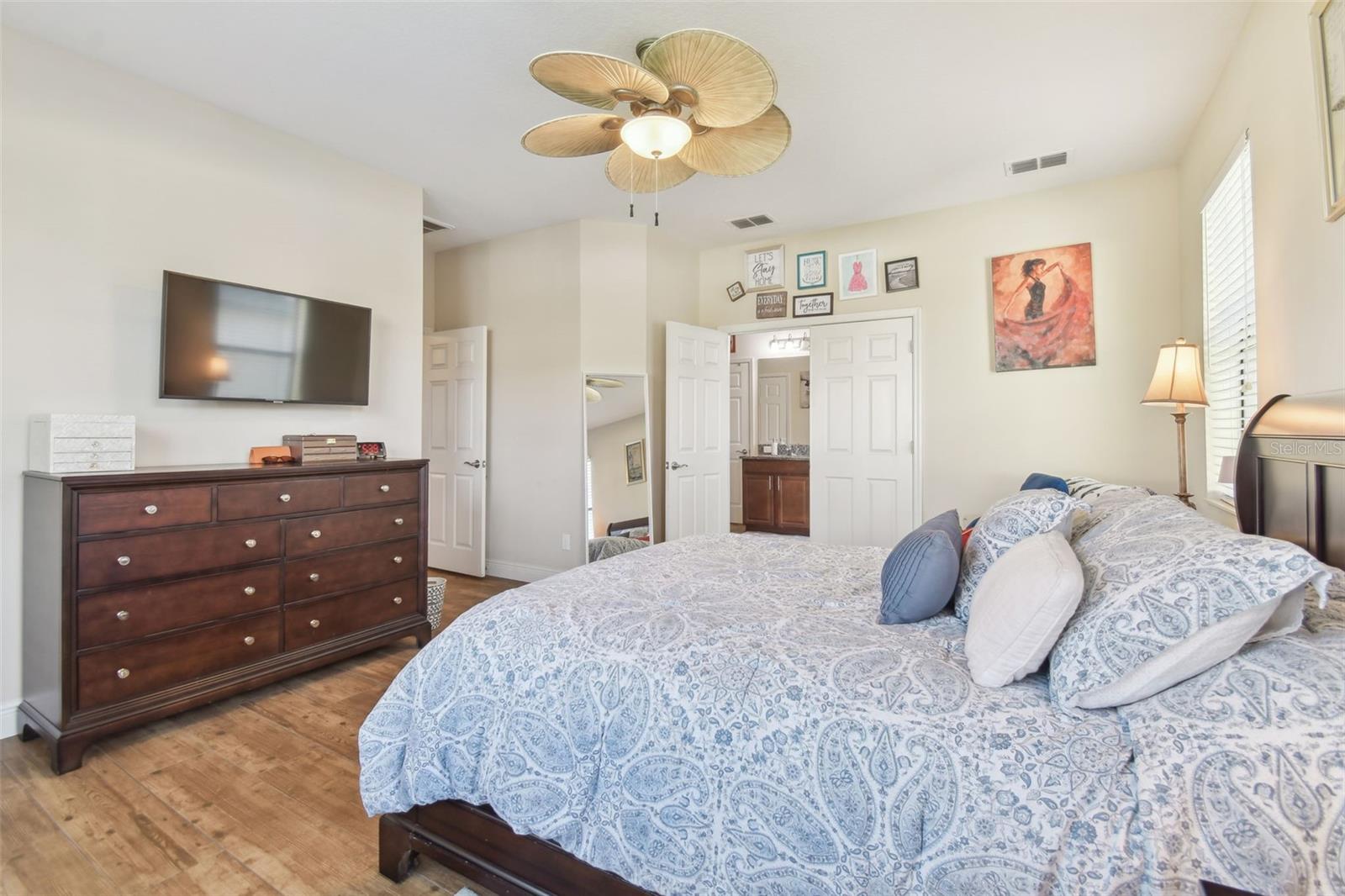 8248 SEQUESTER LOOP, LAND O LAKES, FL, 34637