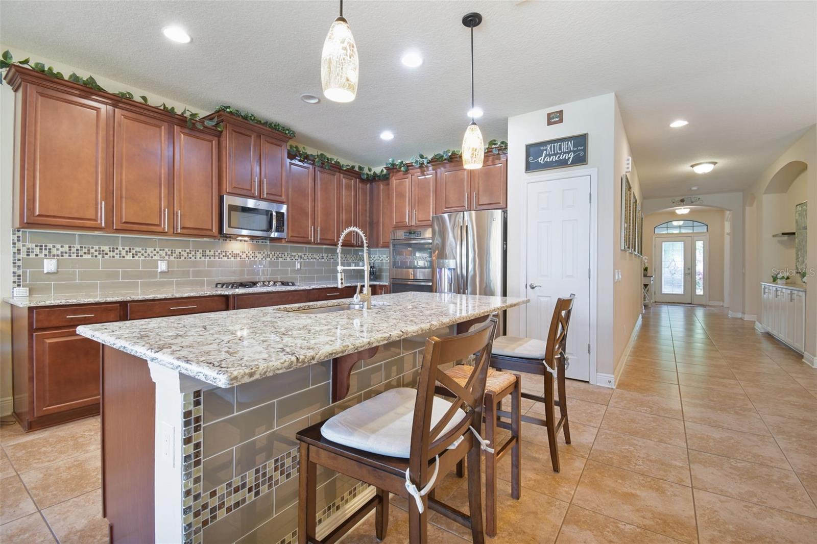 8248 SEQUESTER LOOP, LAND O LAKES, FL, 34637