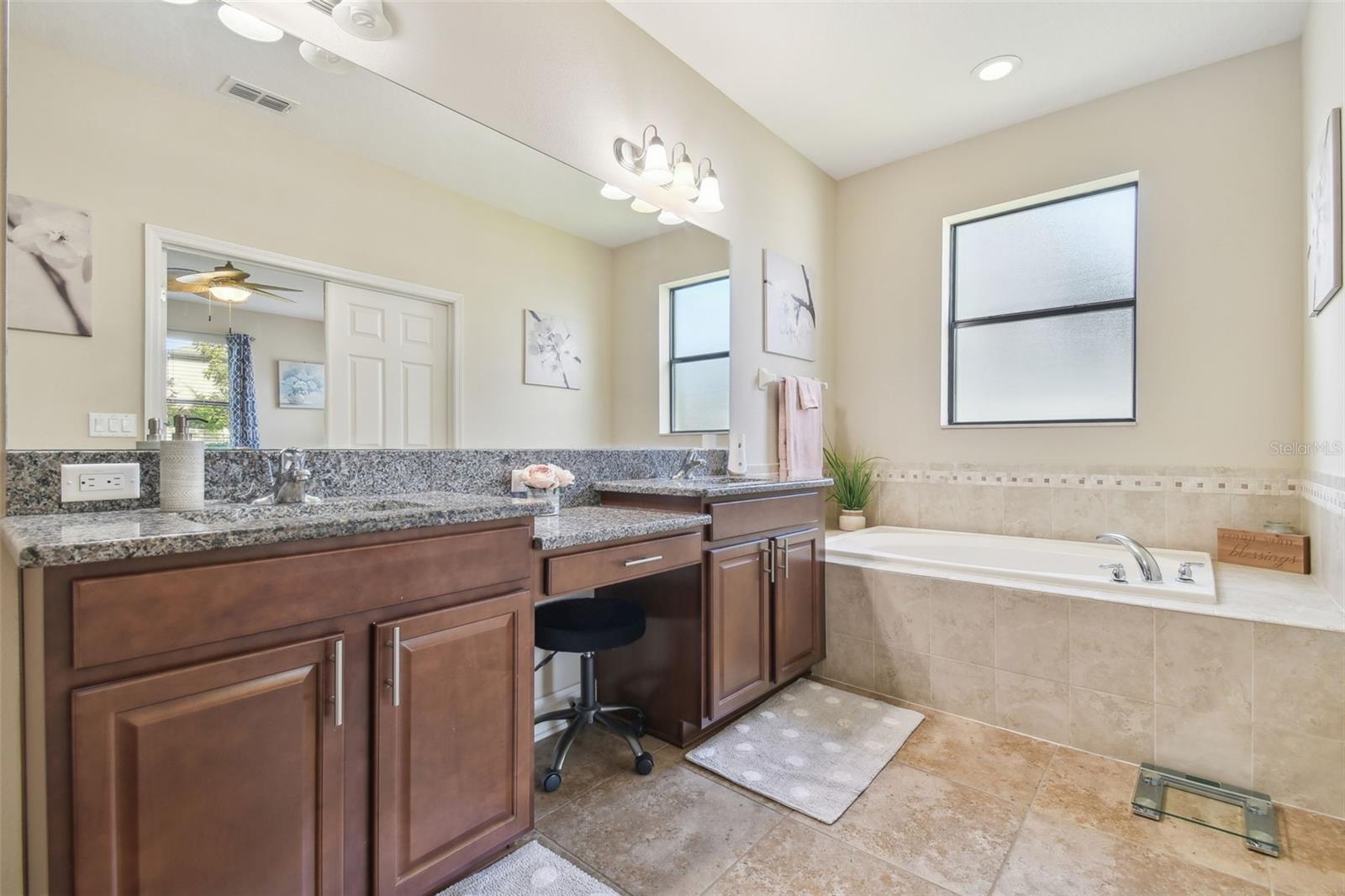 8248 SEQUESTER LOOP, LAND O LAKES, FL, 34637