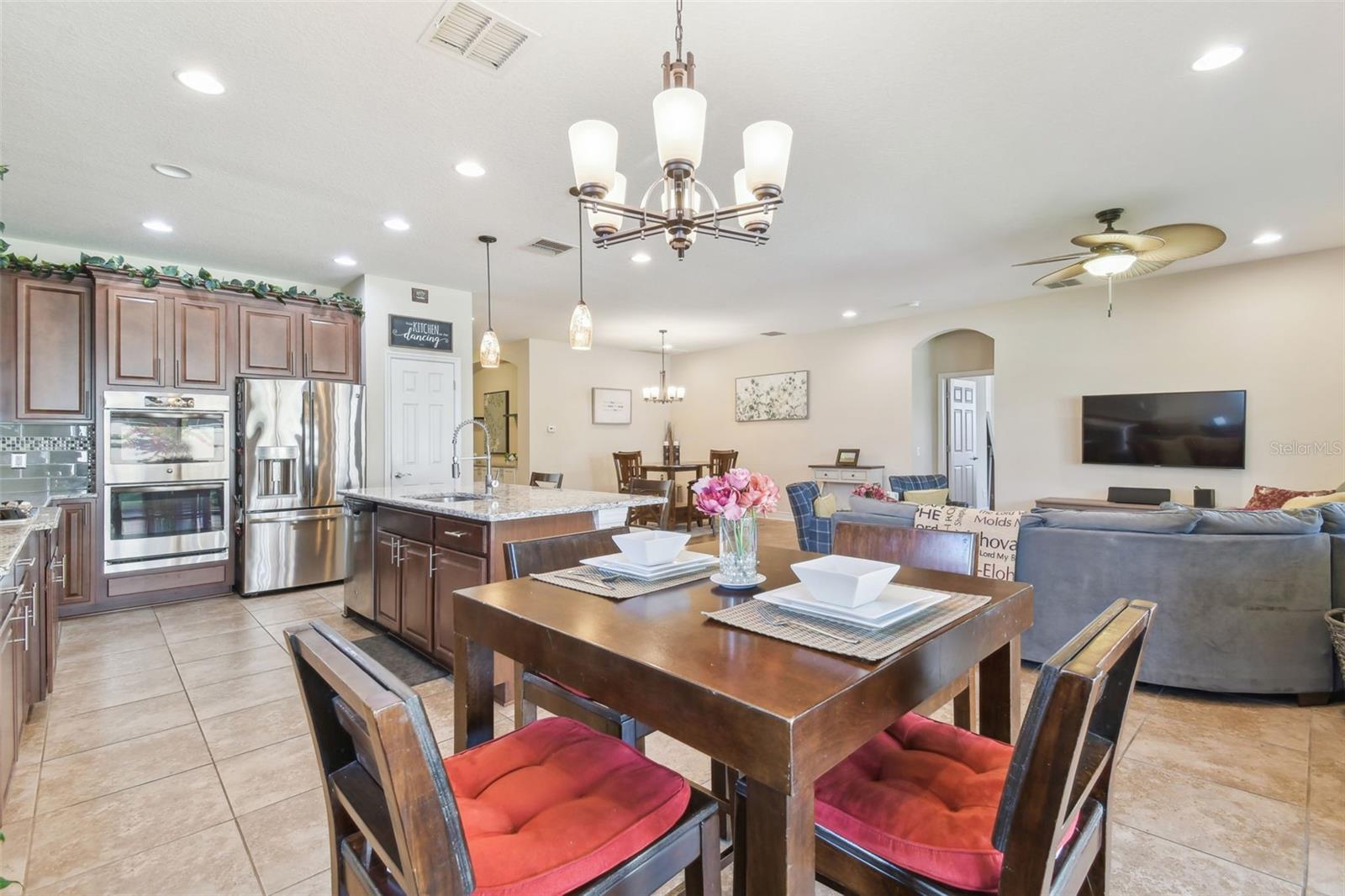 8248 SEQUESTER LOOP, LAND O LAKES, FL, 34637