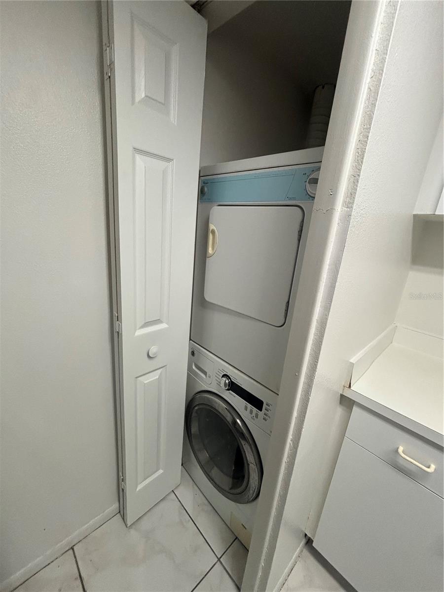 818 SKY LAKE CIR #D, ORLANDO, FL, 32809