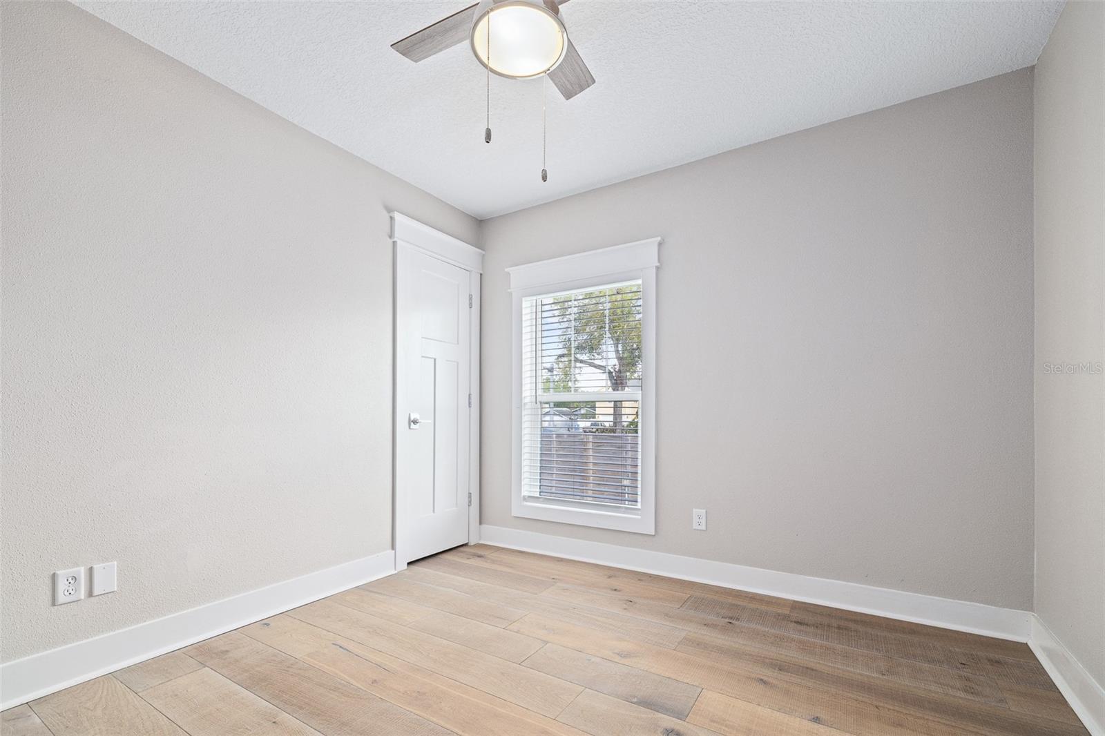 460 24TH ST N, ST PETERSBURG, FL, 33713