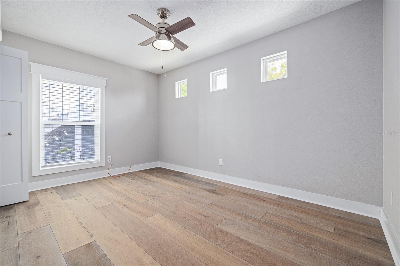 460 24TH ST N, ST PETERSBURG, FL, 33713