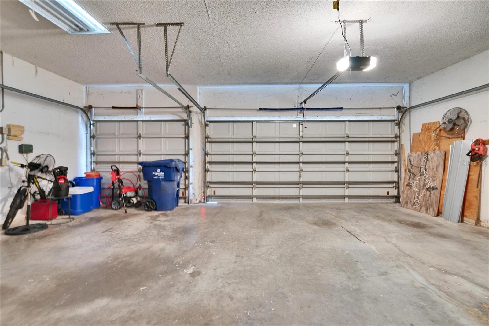 27226 SEA BREEZE WAY, WESLEY CHAPEL, FL, 33544