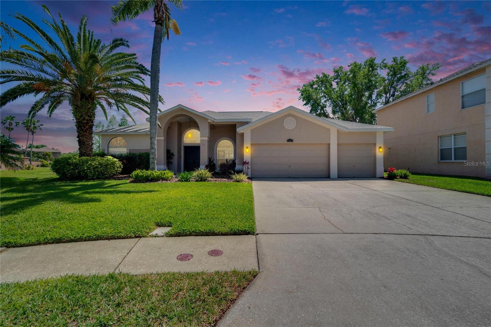 27226 SEA BREEZE WAY, WESLEY CHAPEL, FL, 33544