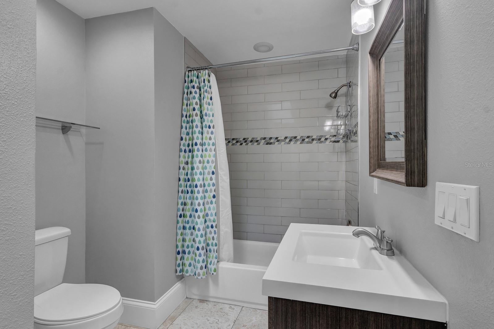 613 DANIELS AVE, ORLANDO, FL, 32801