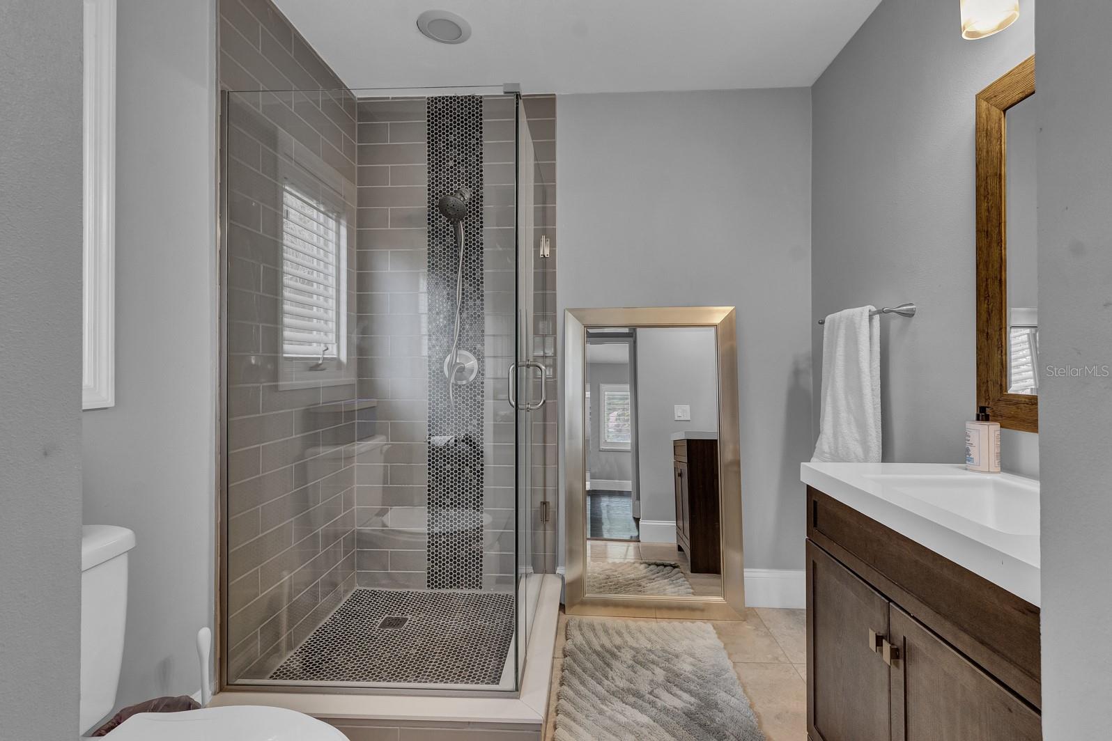 613 DANIELS AVE, ORLANDO, FL, 32801