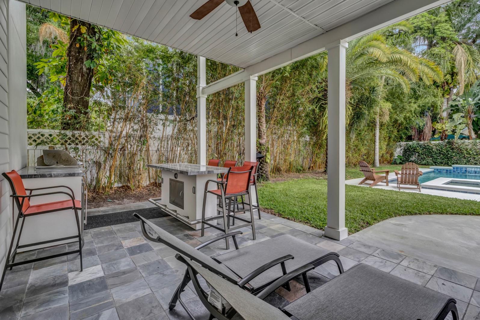 613 DANIELS AVE, ORLANDO, FL, 32801