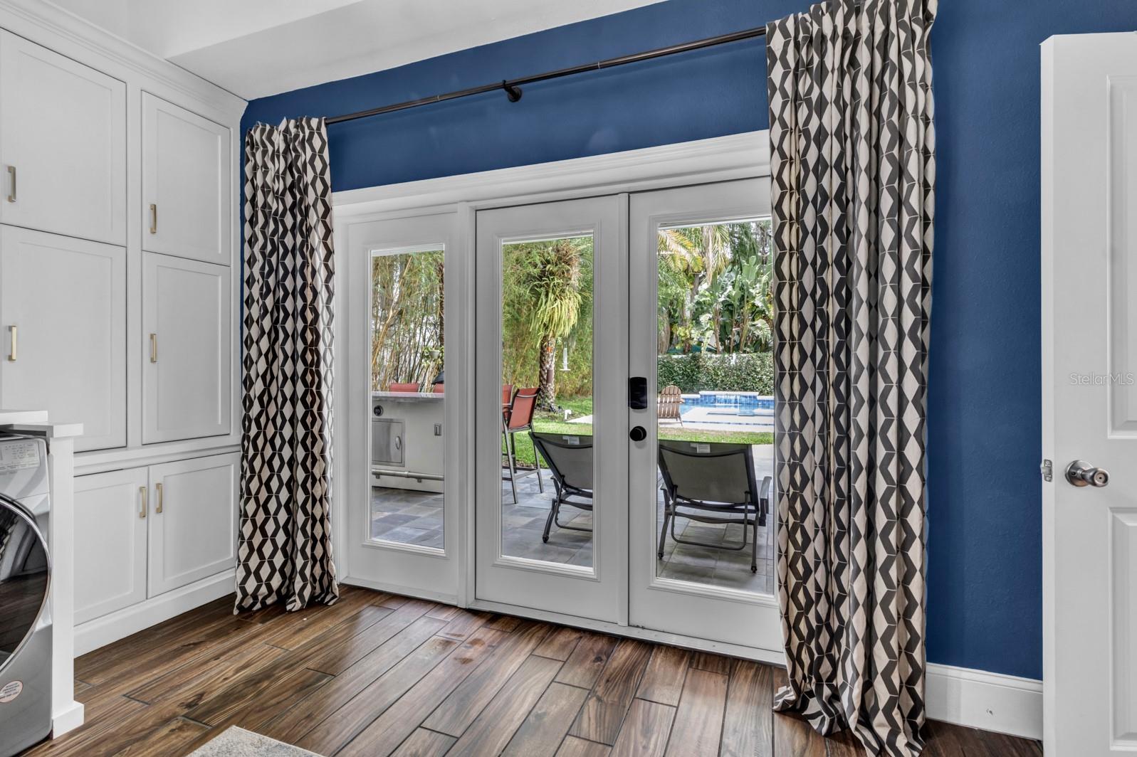 613 DANIELS AVE, ORLANDO, FL, 32801