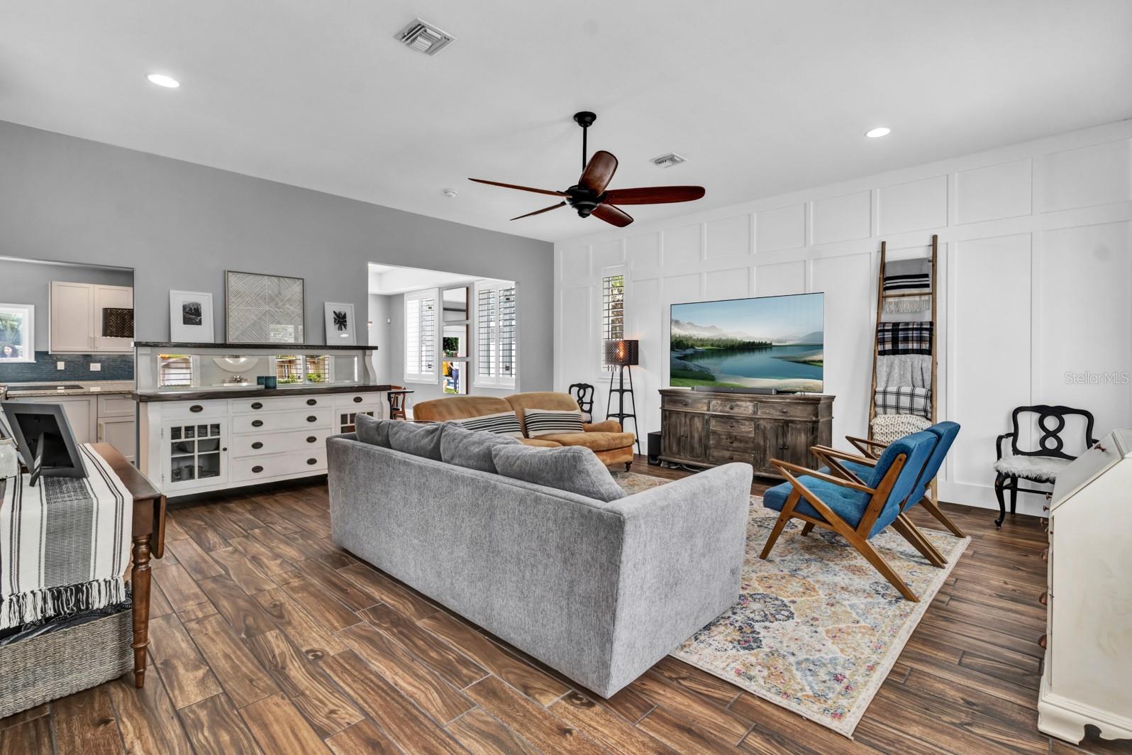 613 DANIELS AVE, ORLANDO, FL, 32801